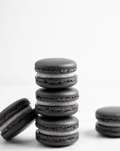 Black Macarons