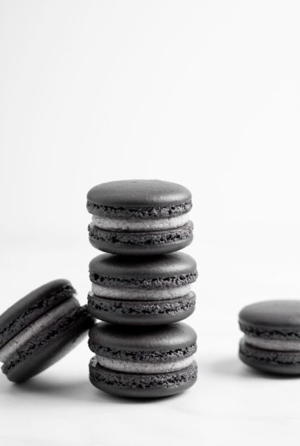 Black Macarons