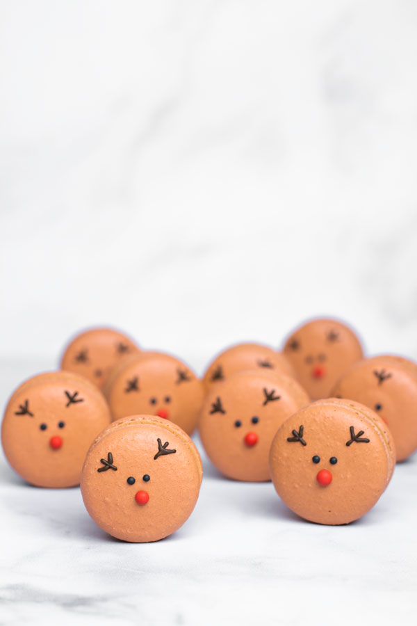 rudolph reindeer macarons