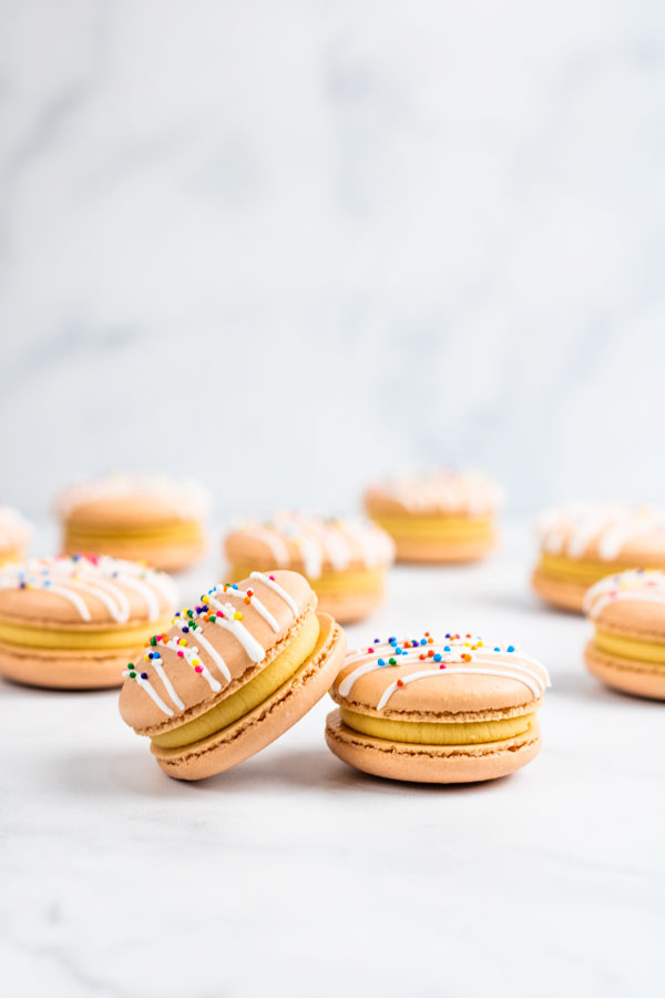 dulce de leche macarons with sprinkles