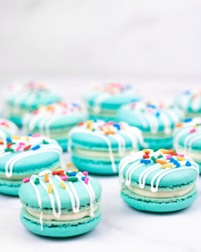 Macarons with Cream Cheese Filling