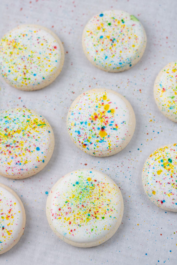 splatter paint macaron shells